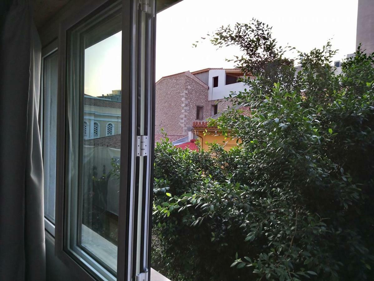 Ferienwohnung Mia'S Cozy Flat In Ermou, 3 Min From "Monastiraki" Athen Exterior foto